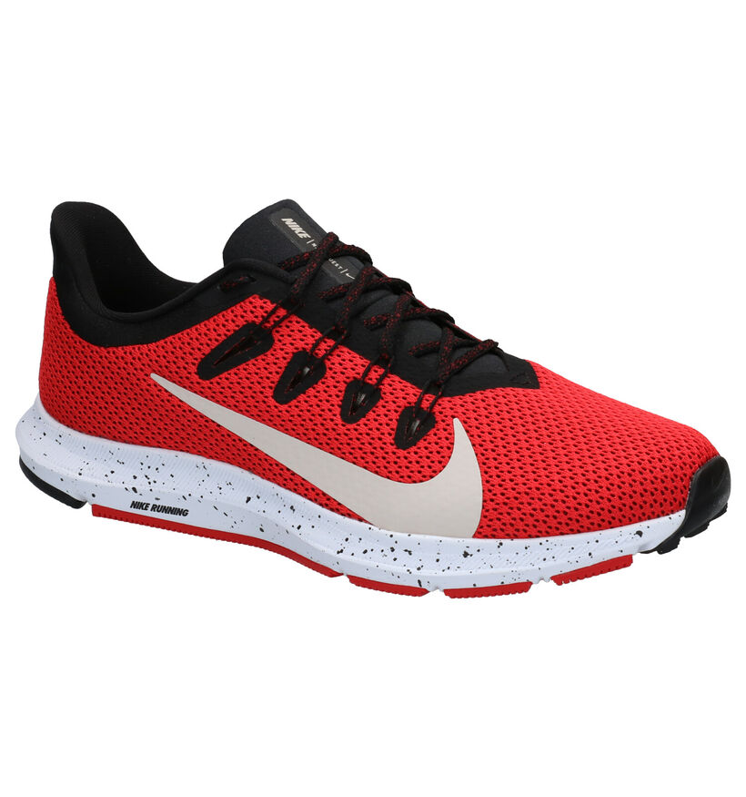 Nike Quest 2 Rode Sneakers in stof (266628)