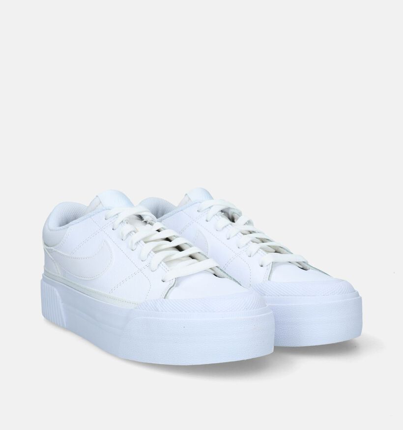 Nike Court Legacy Lift Baskets en Blanc pour femmes (332421)