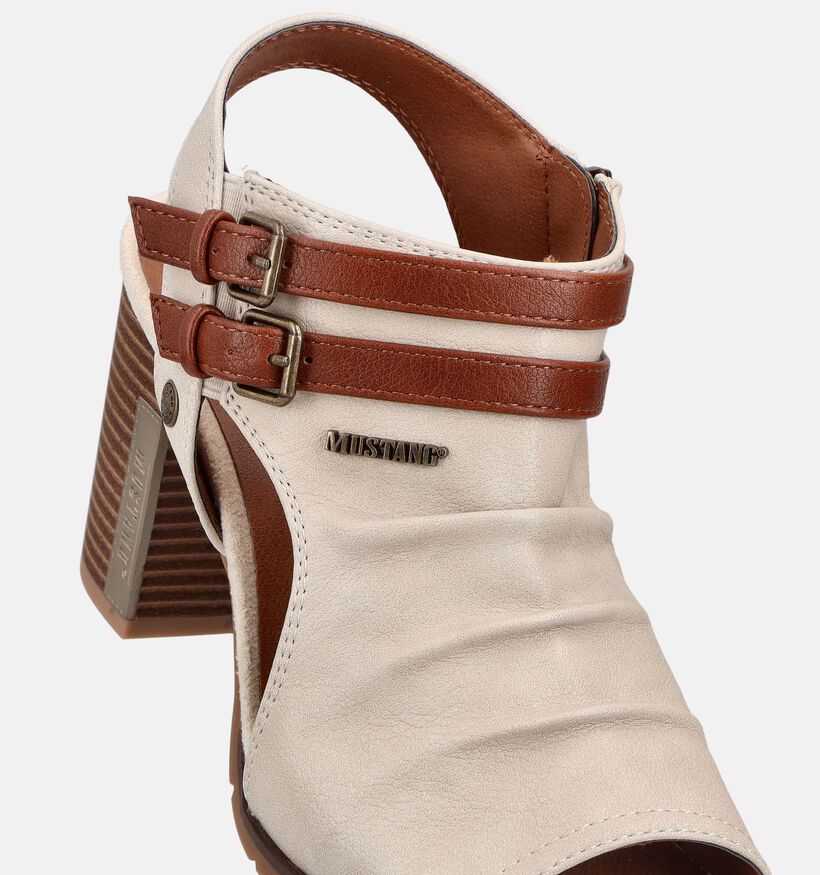 Mustang Ecru/Bruine Sandalen met hak voor dames (372132)