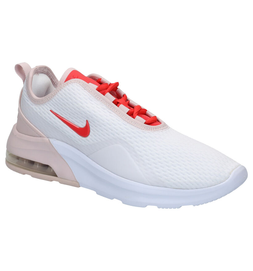 Nike Air Max Motion Baskets basses en Blanc en synthétique (265867)