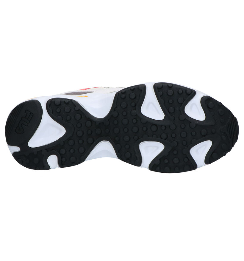 Fila Ray Tracer Baskets en Gris en simili cuir (253534)