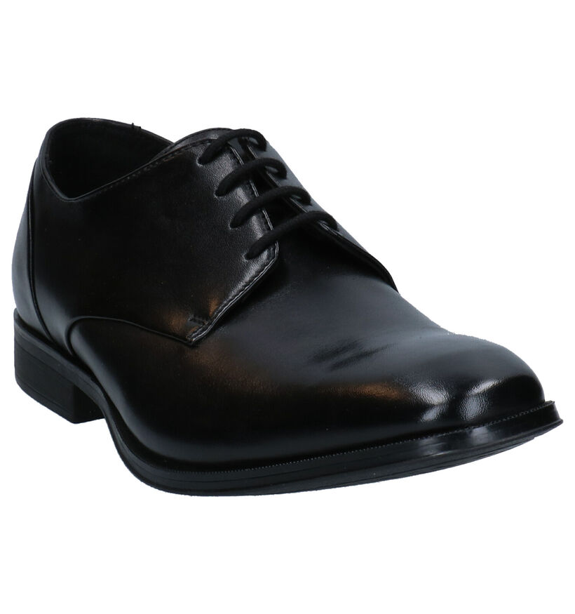 Clarks Gilman Plain Chaussures à lacets habillées en Noir en cuir (270750)