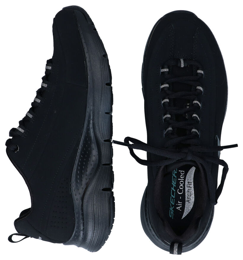 Skechers Arch Fit Zwarte Sneakers in stof (293948)