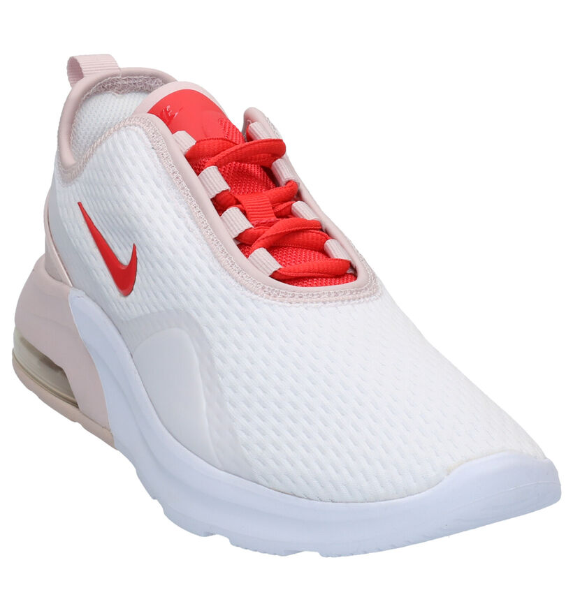 Nike Air Max Motion Baskets basses en Blanc en synthétique (265867)