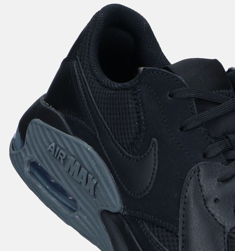 Nike Air Max Excee Baskets en Noir pour hommes (332343)