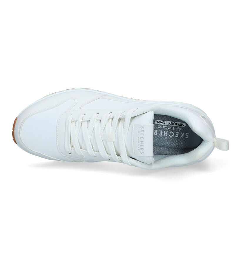 Skechers Uno Hideaway Baskets en Blanc pour hommes (319528)