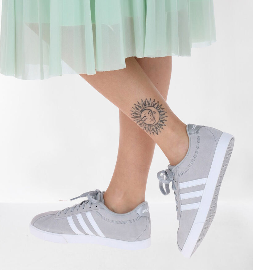 adidas Courtset Baskets en Gris en cuir (276455)