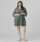 Vero Moda Curve Honey Lace Robe mi-longue en Vert pour femmes (375027)
