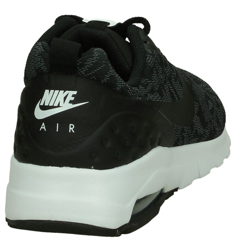 Nike Air Max Baskets basses en Noir en textile (198249)