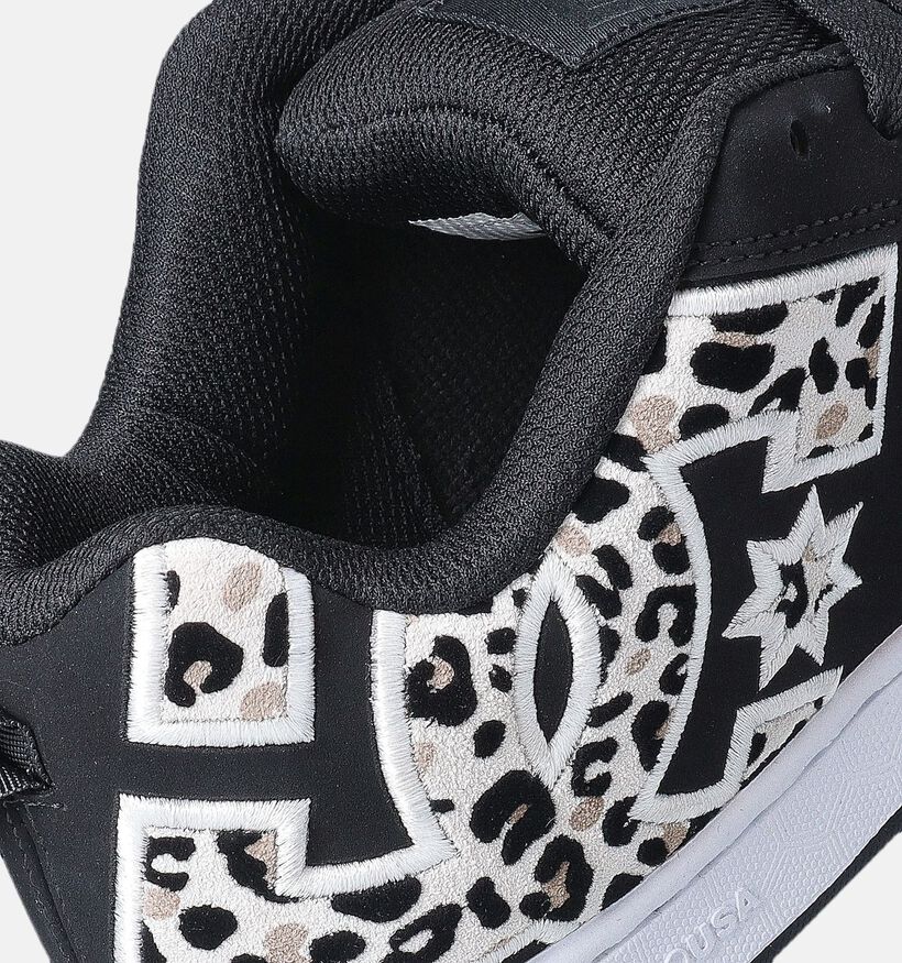 DC Shoes Court Graffik Zwarte Skate sneakers voor dames (350832) - geschikt voor steunzolen