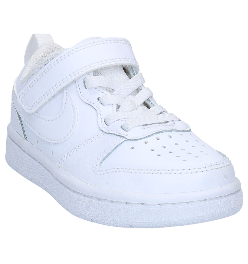 Nike Court Borough Low Baskets en Blanc en cuir (293604)