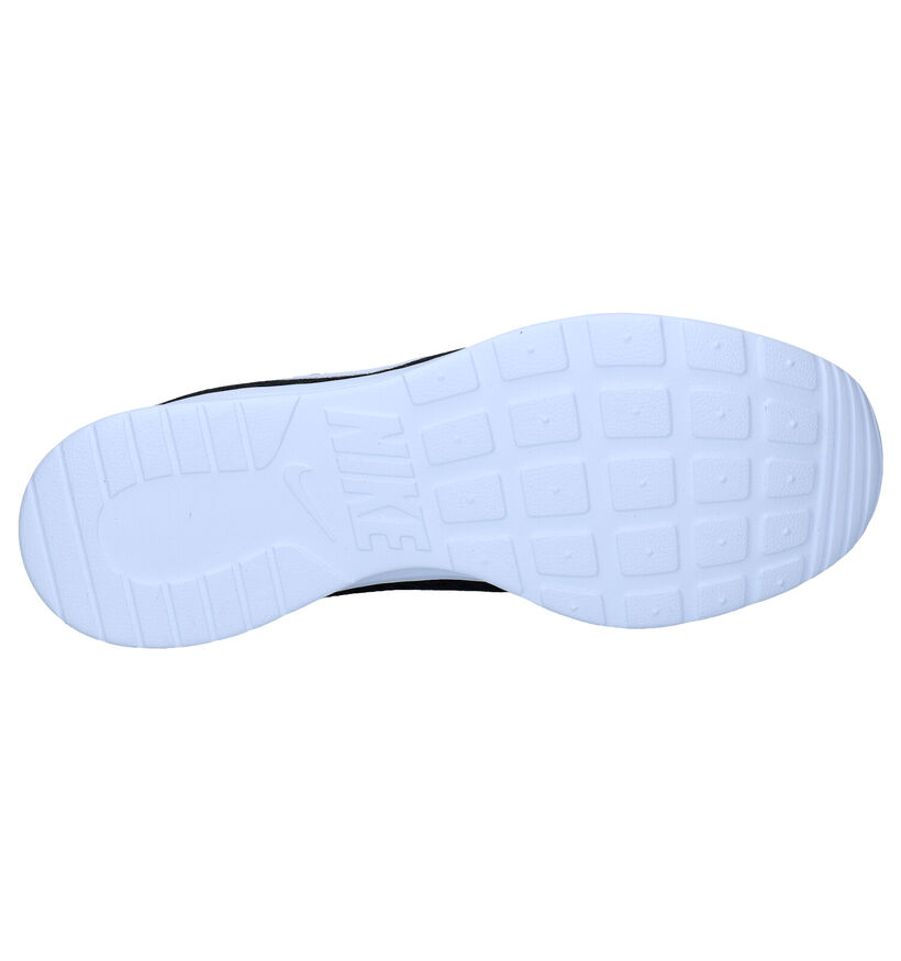 Nike Tanjun Zwarte Sneakers voor heren (332341)