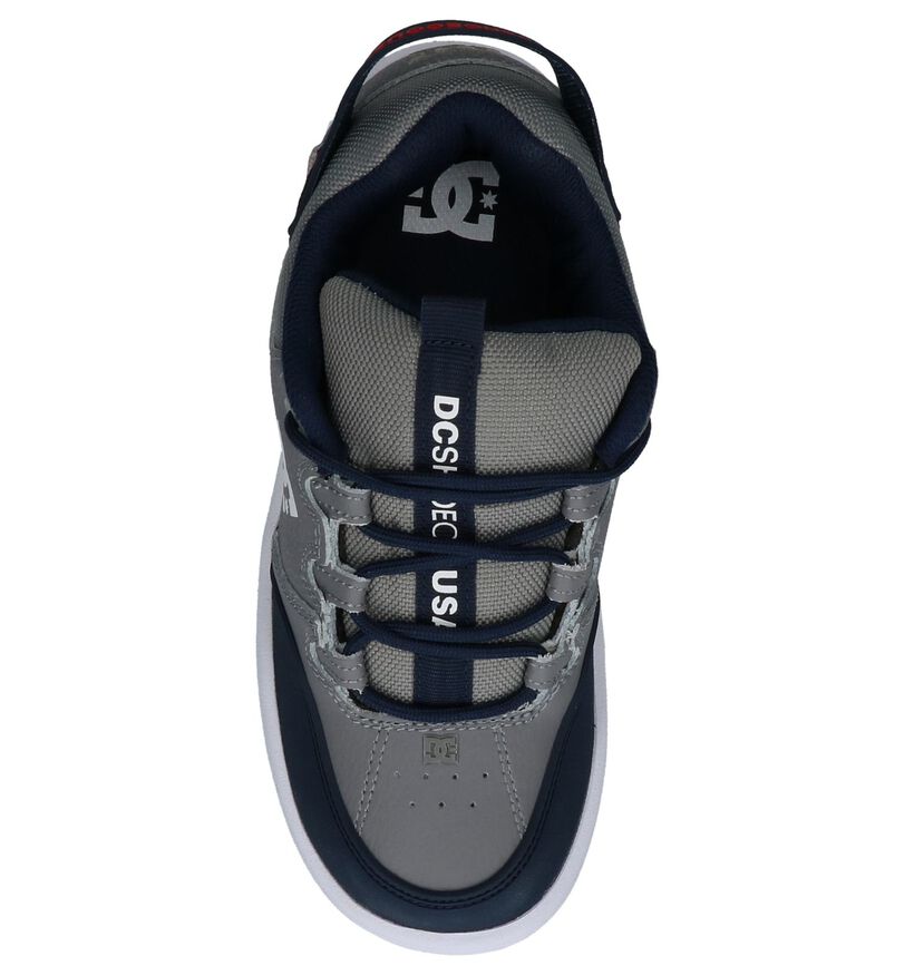 Grijze Lage Skateschoenen DC Shoes Syntax in kunstleer (235132)