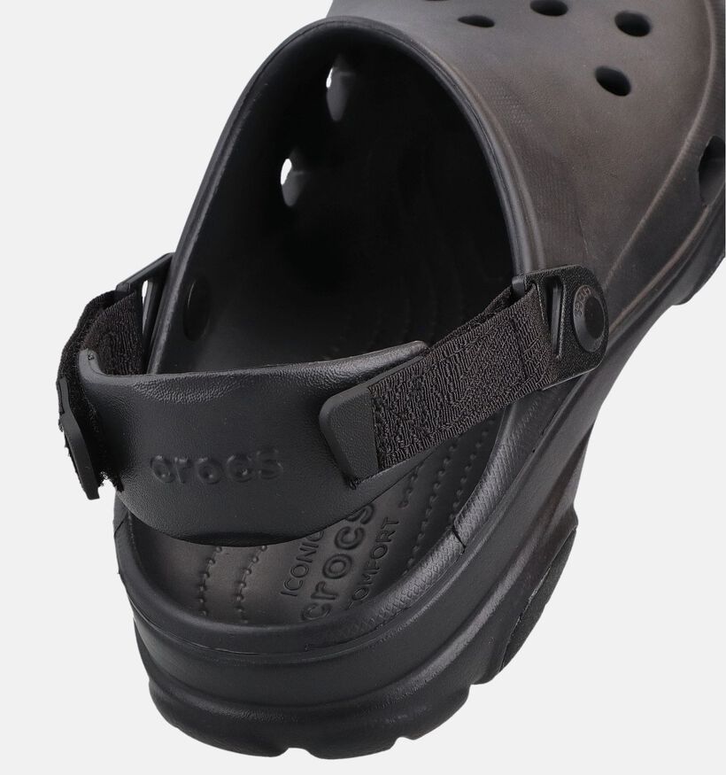 Crocs All Terrain Clog Claquettes en Noir pour hommes (370932)