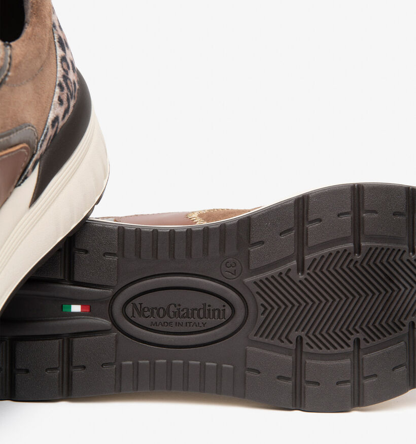 NeroGiardini Baskets en Beige fonc&eacute; pour femmes (379349) - pour semelles orthop&eacute;diques