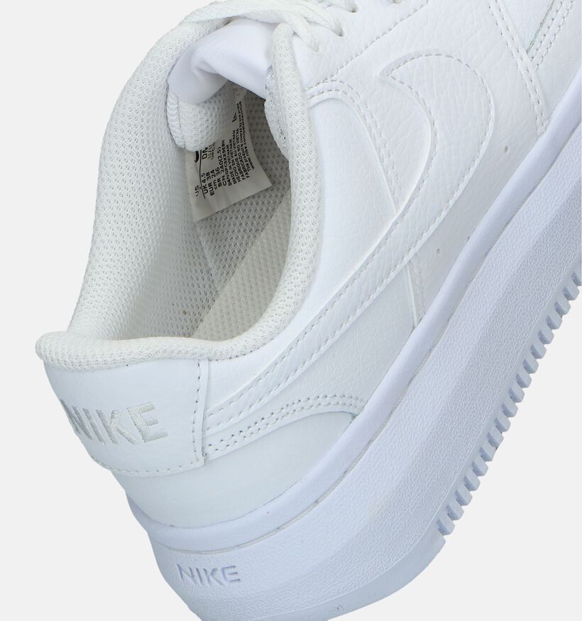 Nike Court Vision Alta Baskets en Blanc pour femmes (339858)