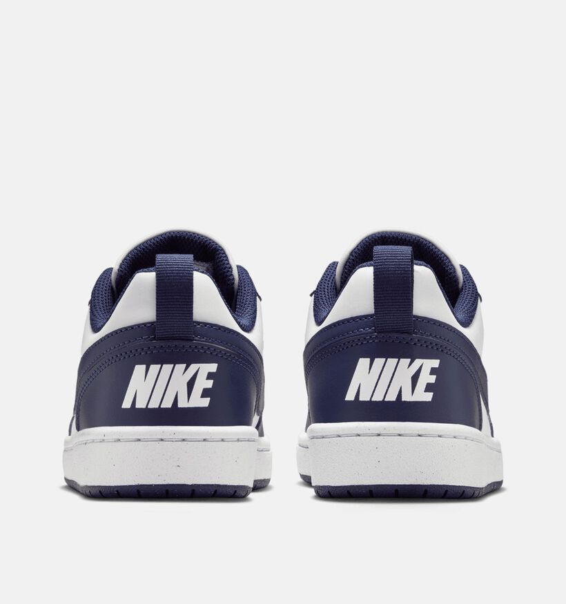 Nike Court Borough Low Baskets en Blanc/Bleu fonc&eacute; pour filles, gar&ccedil;ons (367268) - pour semelles orthop&eacute;diques