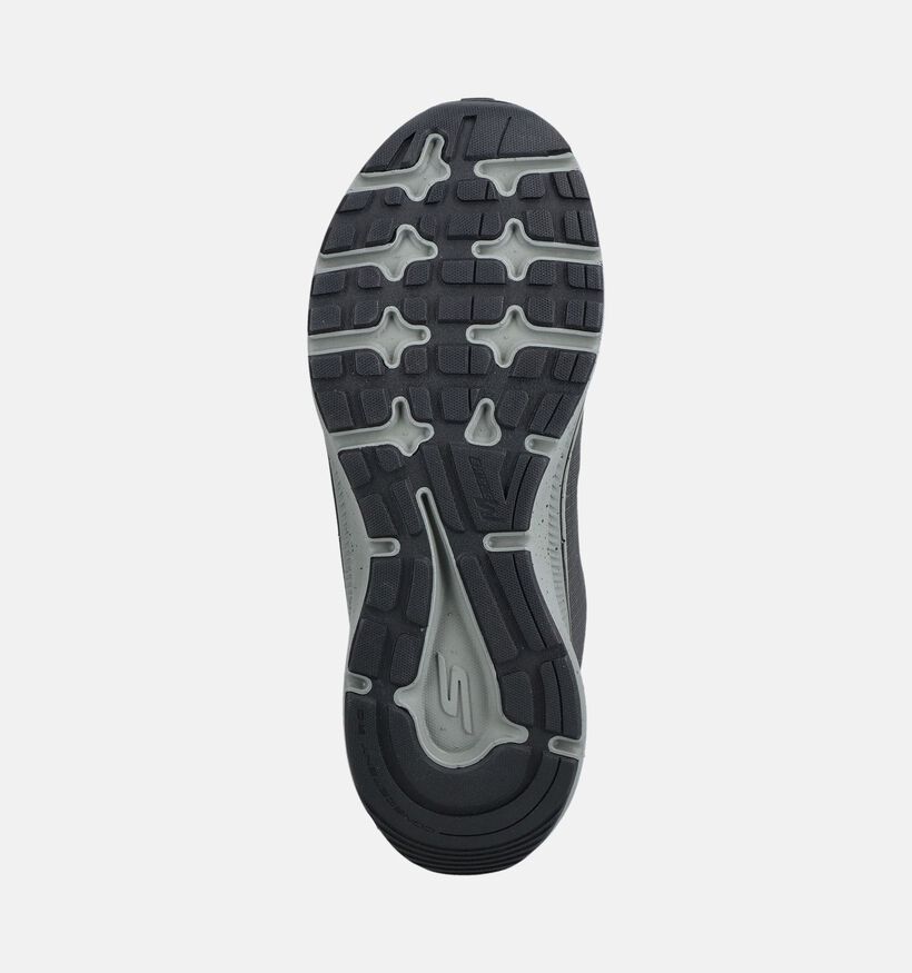 Skechers Go Run Consistens 2.0 Piedmont Slip-ons en Gris fonc&eacute; pour hommes (378016)