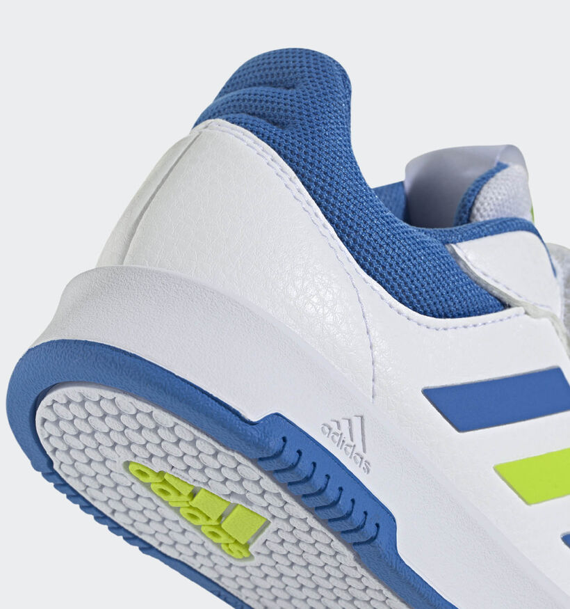 adidas Tensaur Sport 2.0 CF K Baskets basses en Blanc pour garçons, filles (357084) - pour semelles orthopédiques