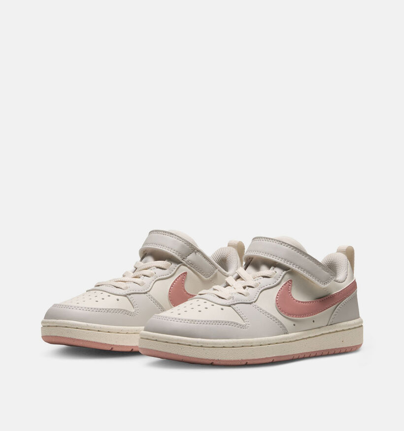 Nike Court Borough Low Baskets basses en Ecru/Gris pour filles (381057)