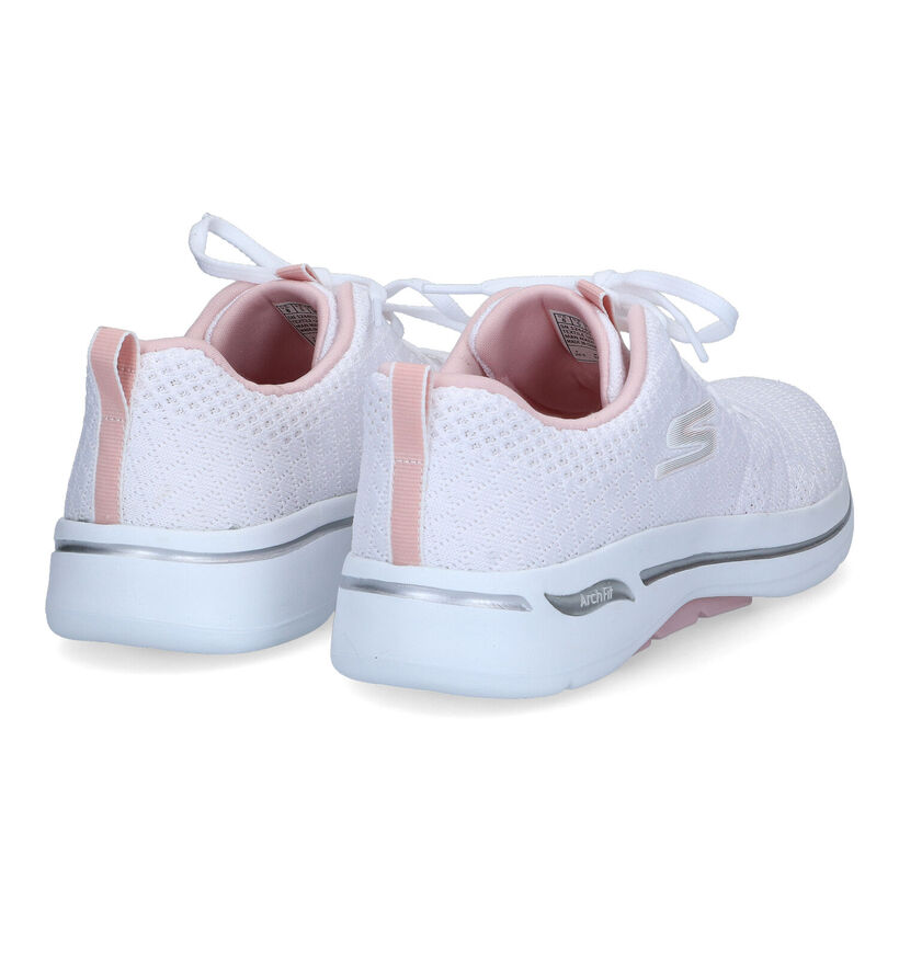 Skechers Go Walk Arch Fit Baskets en Blanc pour femmes (302118) - pour semelles orthopédiques