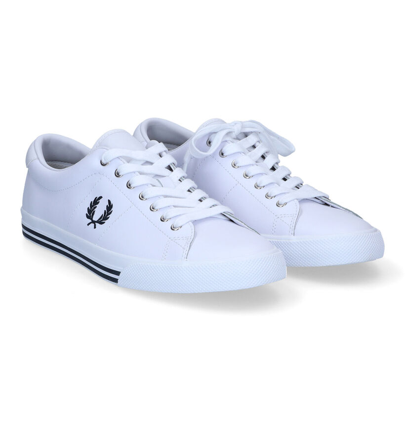 Fred Perry Underspin Baskets en Blanc pour hommes (309472)