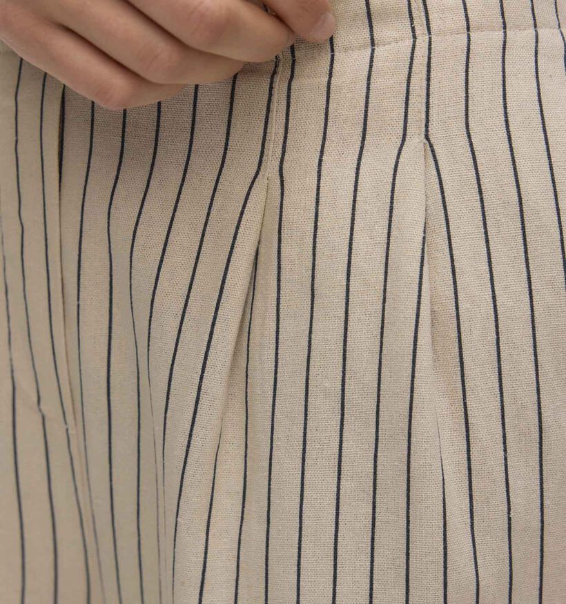 Vero Moda Jesmilo High-Waisted Short en Beige pour femmes (367190)