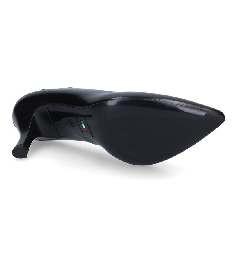 NeroGiardini Escarpins classiques en Noir en cuir (321510)