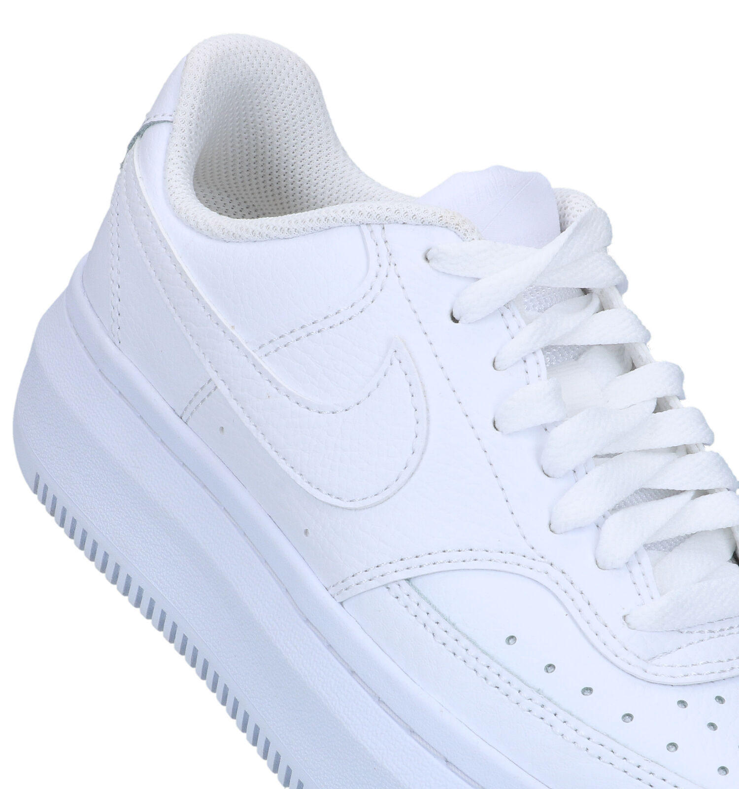 Witte nikes dames discount