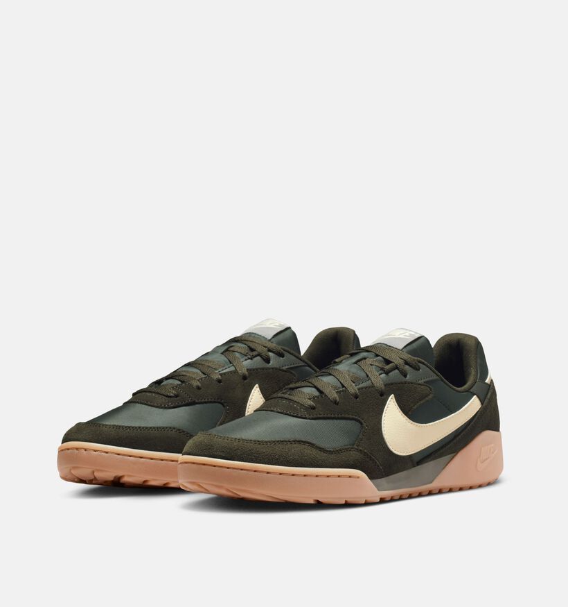 Nike Terra Manta Suede Baskets basses en Noir pour hommes (364676)