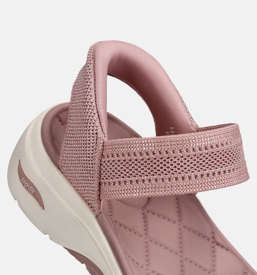Skechers Go Walk Arch Fit Roze Sandalen voor dames (371232)