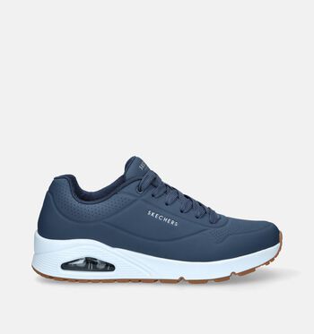Baskets bleu