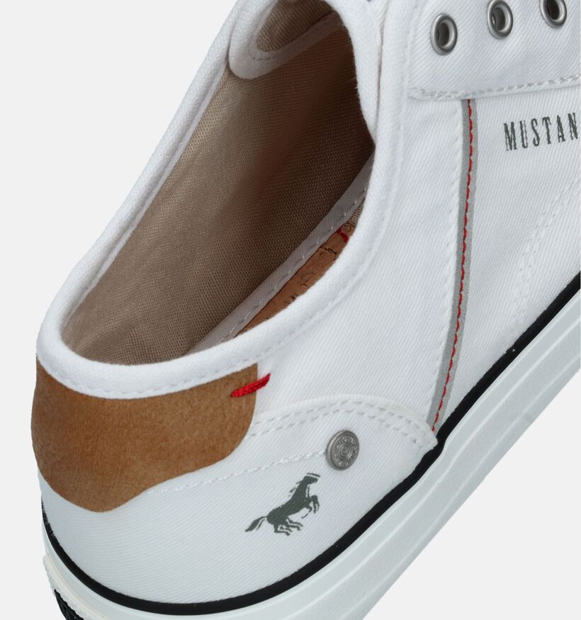 Mustang Witte Sneakers voor dames (336423)
