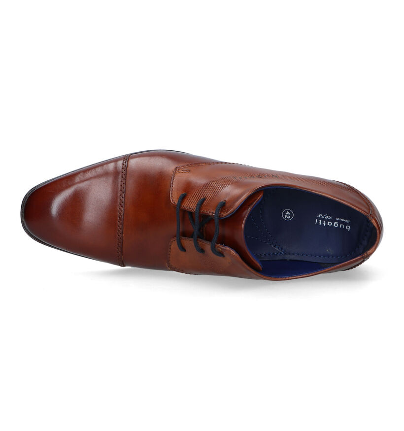 Bugatti Chaussures classiques en Cognac pour hommes (319246)