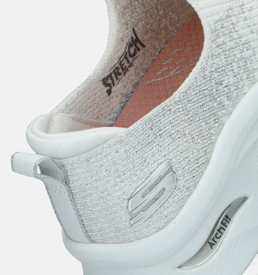 Skechers Arch Fit D'Lux Glimmer Dust Slip-ins en Blanc pour femmes (335199) - pour semelles orthopédiques