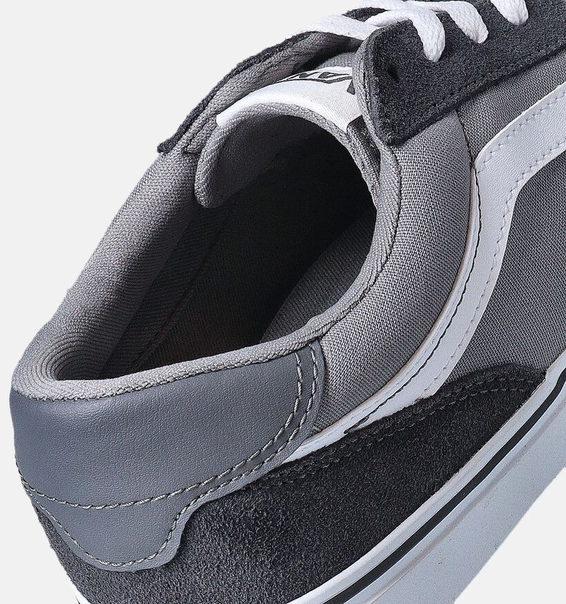 Vans Brooklyn Baskets pour skate en Gris pour garçons, hommes (352482)