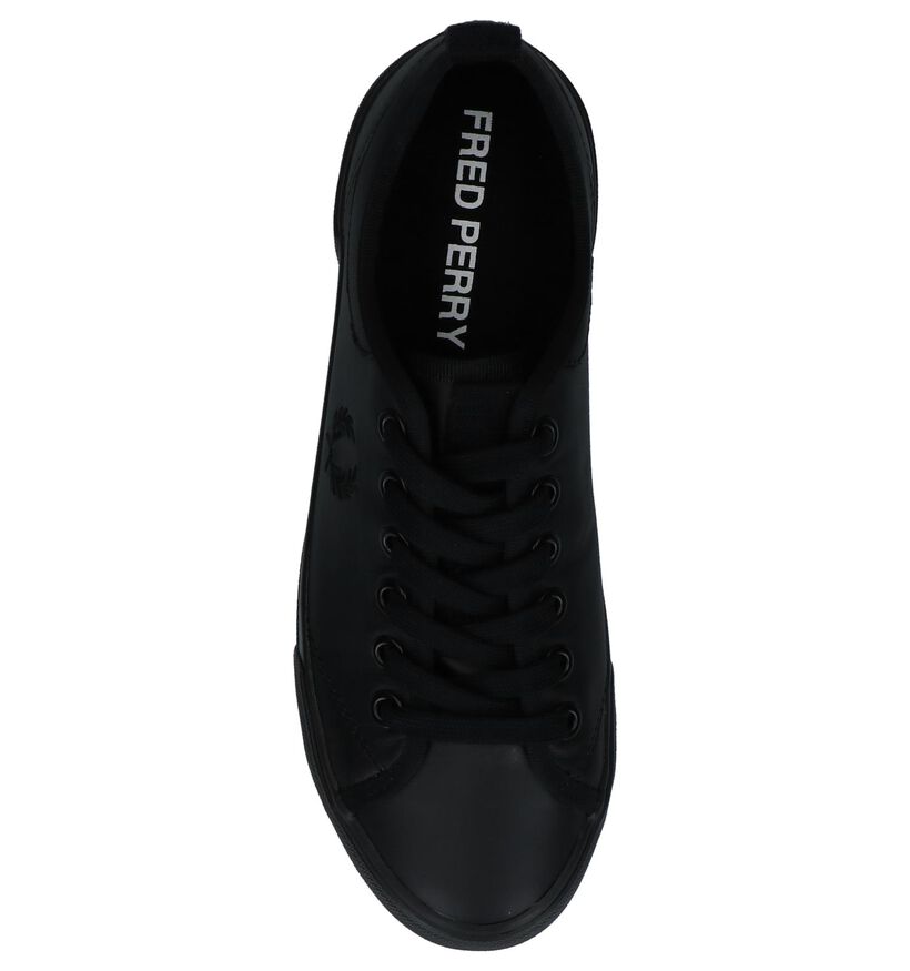 Fred Perry Chaussures basses en Noir en cuir (224341)