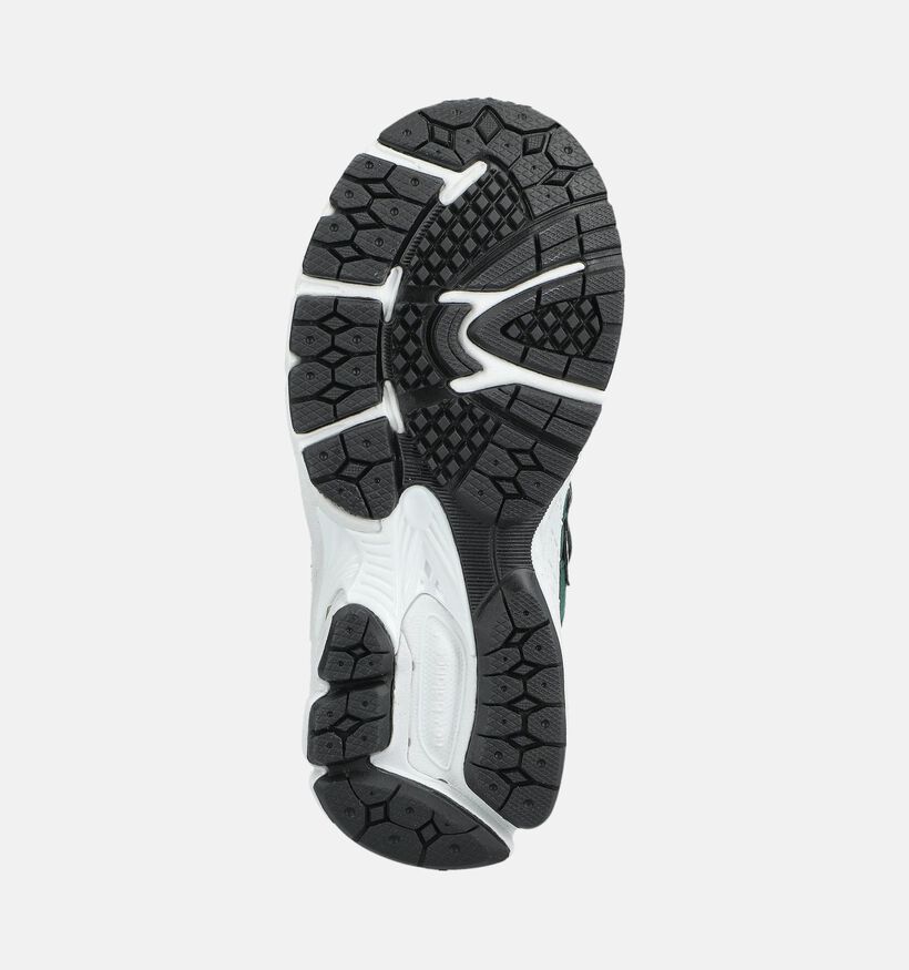 New Balance 2002 Baskets basses en Vert fonc&eacute; pour gar&ccedil;ons (375259) - pour semelles orthop&eacute;diques