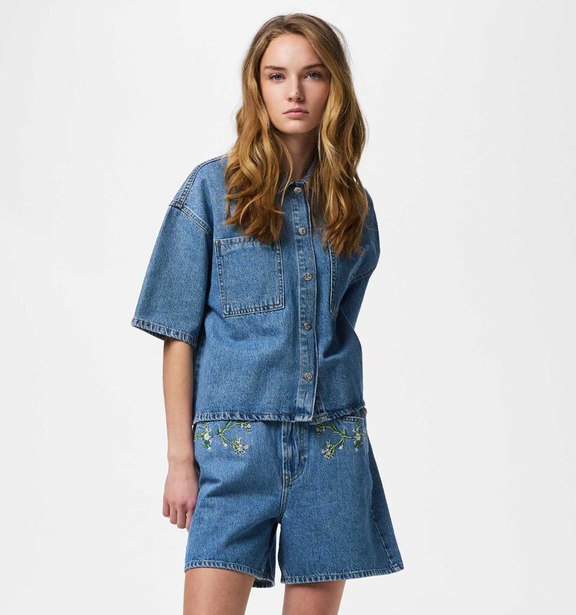 Pieces Sky Embroidery Denim Short en Bleu pour femmes (372382)