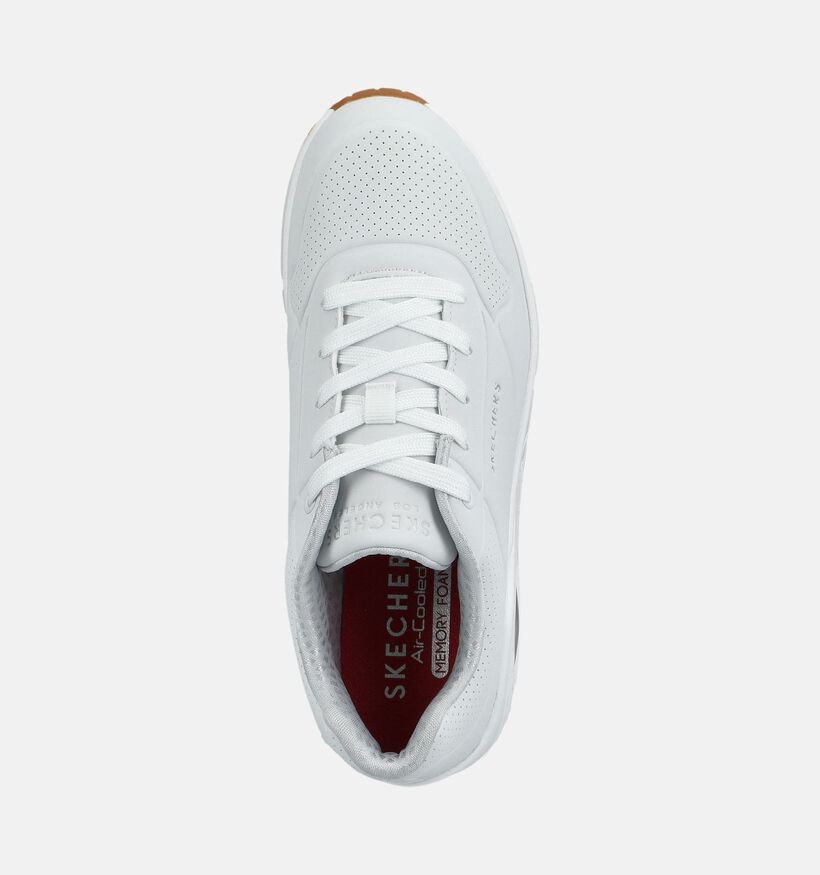 Skechers Uno Stand On Air Baskets basses en Blanc pour filles, gar&ccedil;ons (375665)