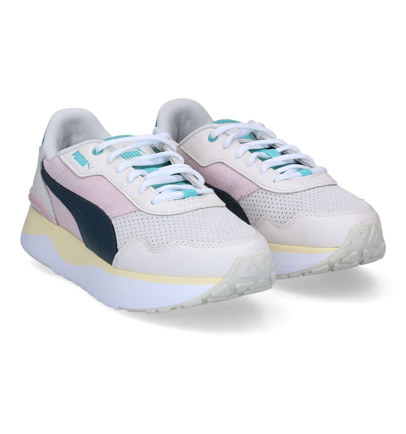 Puma Voyage Premium Ecru Sneakers voor dames (301368) - geschikt voor steunzolen