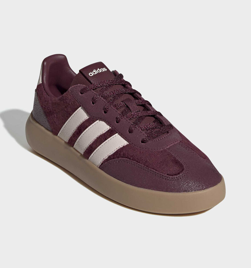 adidas Barreda Decode Lux Baskets basses en Bordeaux pour femmes (375370)