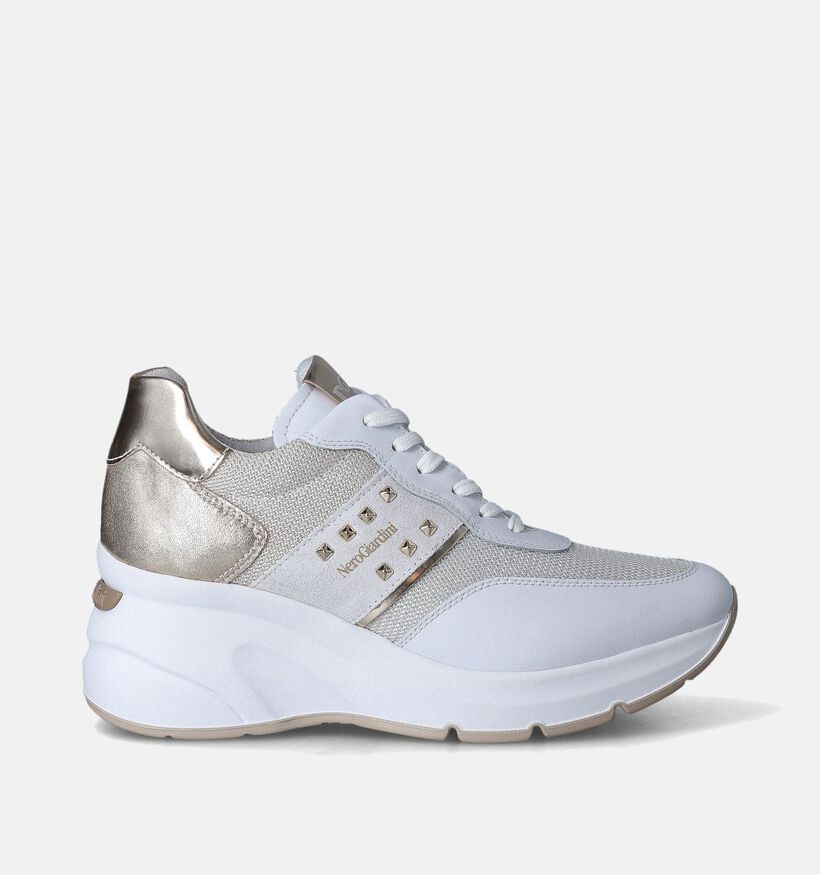 NeroGiardini Witte Sneakers met sleehak voor dames (351949) - geschikt voor steunzolen