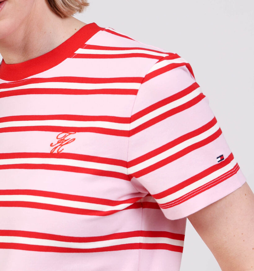 Tommy Hilfiger Script T-shirt en Rose/Rouge pour femmes (369256)