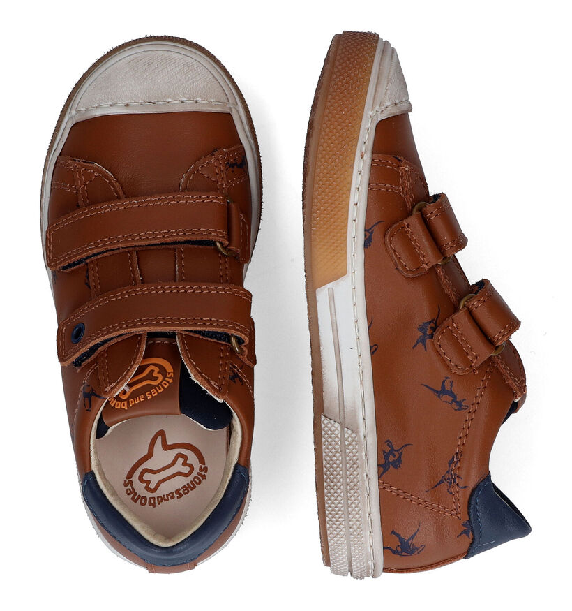STONES and BONES Rusbe Cognac Velcroschoenen met dino's voor jongens (322105) - geschikt voor steunzolen