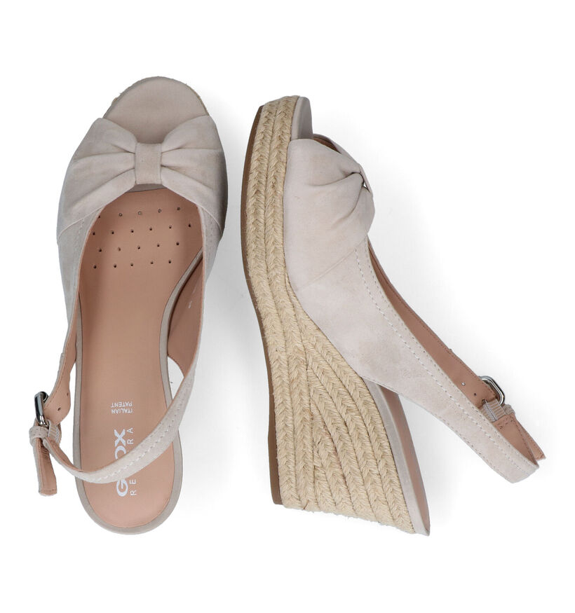 Geox Soleil Ecru Sandalen in daim (311583)