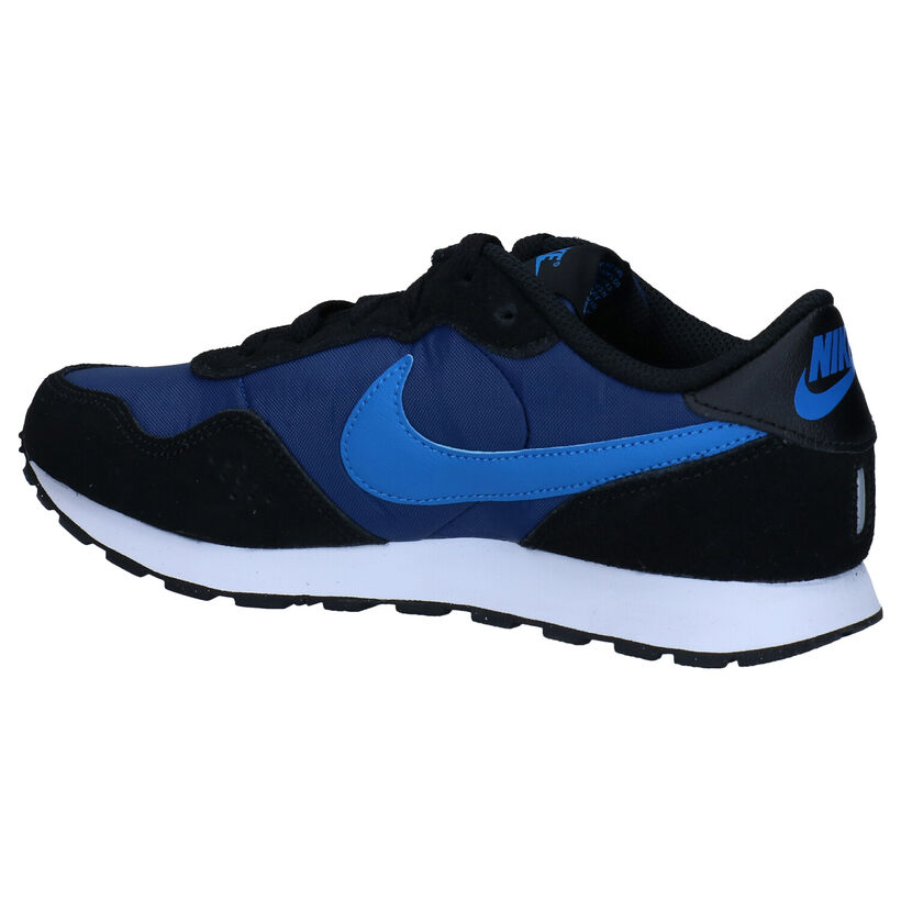 Nike MD Valiant Baskets en Blanc pour filles, garçons (319515) - pour semelles orthopédiques