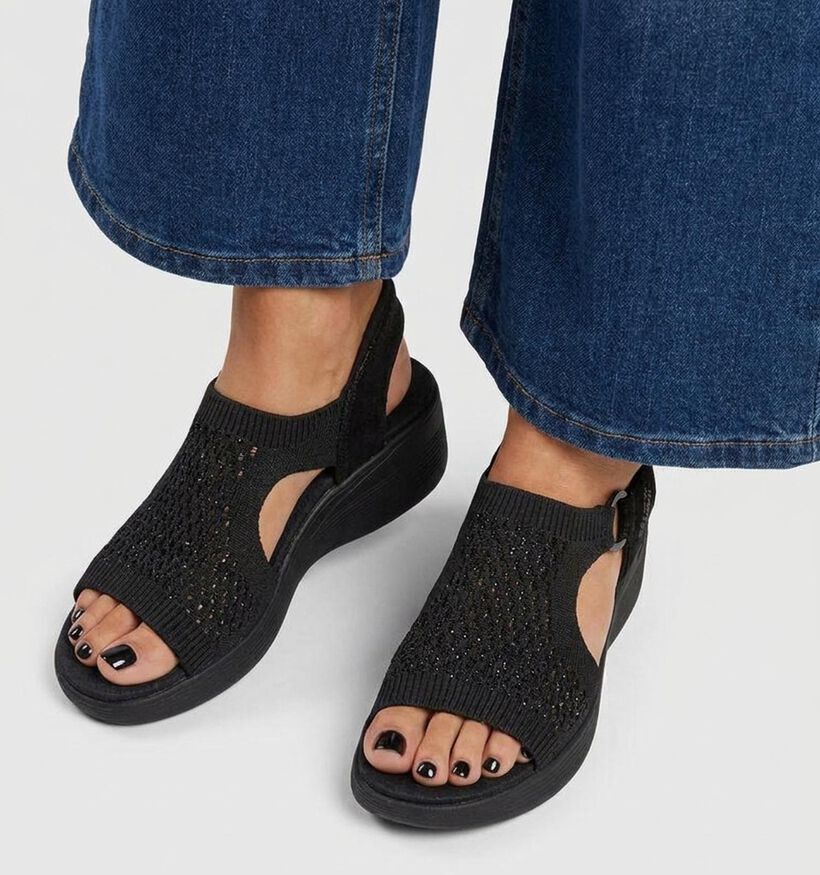 Skechers Pier Lite Park Path Zwarte Sandalen voor dames (371235)
