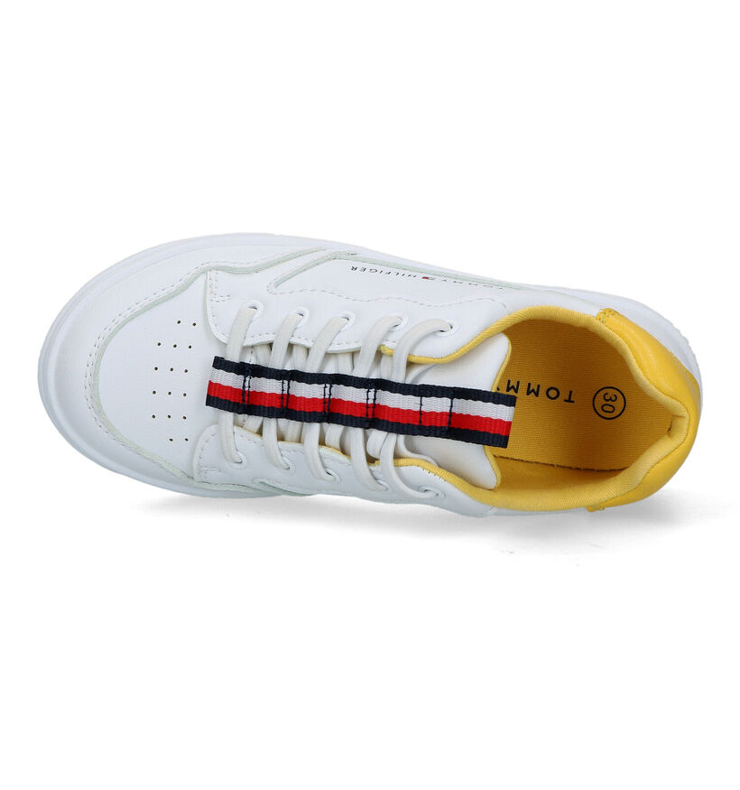 Tommy Hilfiger Chaussures à lacets en Blanc pour garçons (321626)