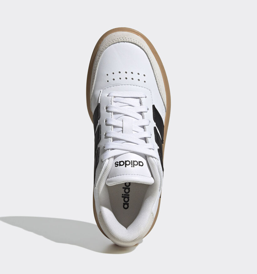 adidas Courtblock Baskets en Blanc pour garçons (350143)